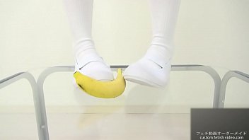 crush fetish girls