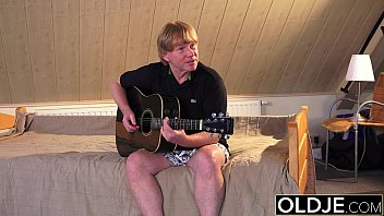 teen subdued by macho man in gruesome hardcore sex