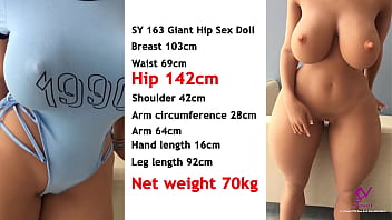 round biggest hips nacked