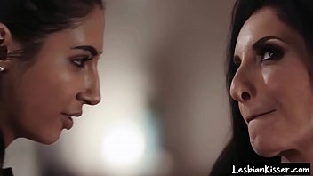 lesbian strapon seduction