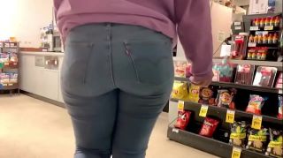 candid_pawg_teen_in_tight