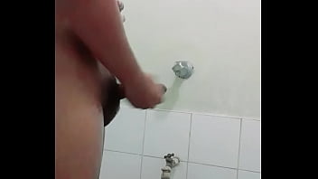 sarap ng kantotan sa banyo