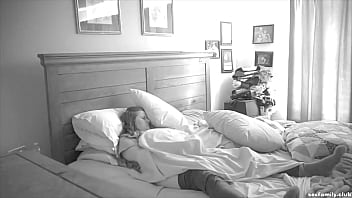 masturbate under covers
