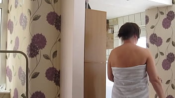 nude towels drop frount