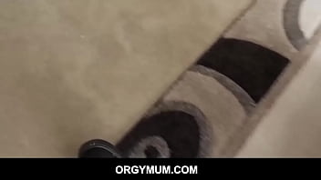 son xxx mom bathroom rap move video