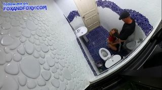 maduros_public_toilet_spy_camera_favorite_list