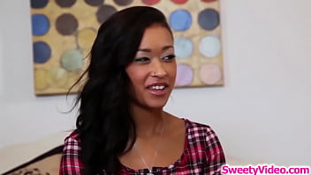 skin diamond lesbian kissing