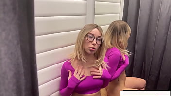 voyeur girls locker room