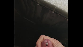 shoot a load in moms cunt