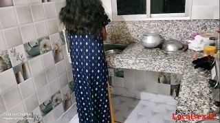 village mom san sexhindi