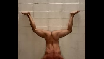 naked bitch handstand pissying