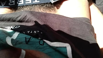 camera cache porno dans le bus