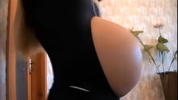 huge pregnant bellymasturbation