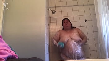 ssbbw shower