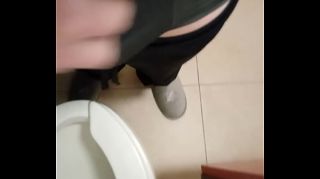 videos_of_french_women_peeing