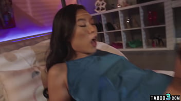 dee squirting pussy