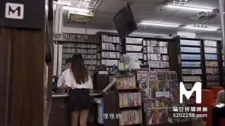 shemale sex in bookstore