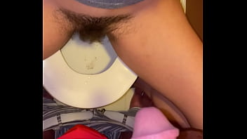 sister and brother pee for each other
