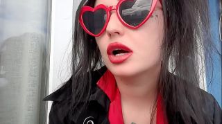 lipstick smoking femdom fetish