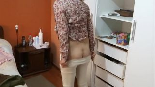 mom watching twink jerk off