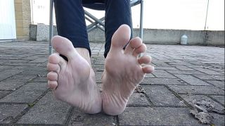 anybunny sweaty feet