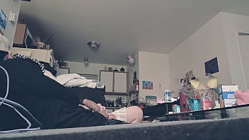 anybunny sluts playing wirh cock