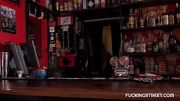 kotomi shinosaki waitress